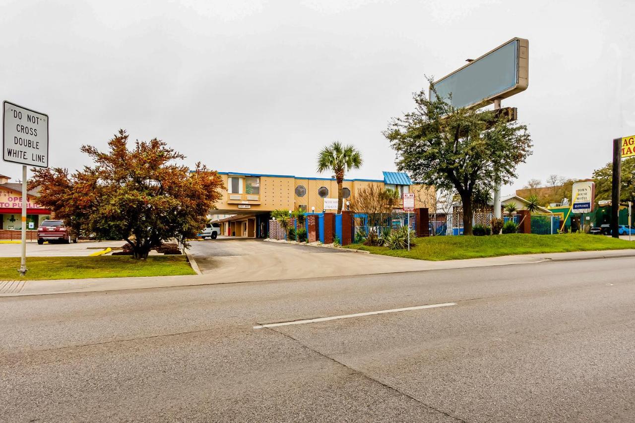 Americas Best Value Inn San Antonio Airport South Luaran gambar