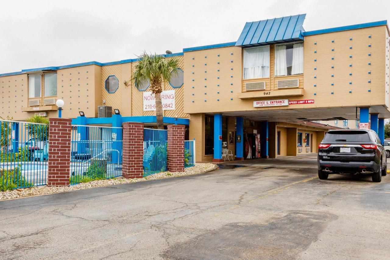 Americas Best Value Inn San Antonio Airport South Luaran gambar